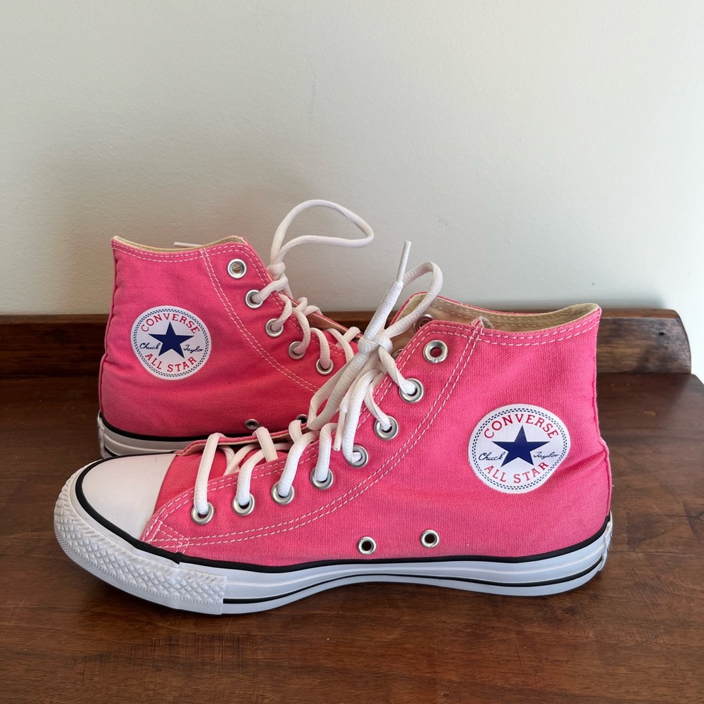 Converse Chuck Taylor All Star Unisex Hi High Top Pink Sneakers Size 7.5M 9.5W